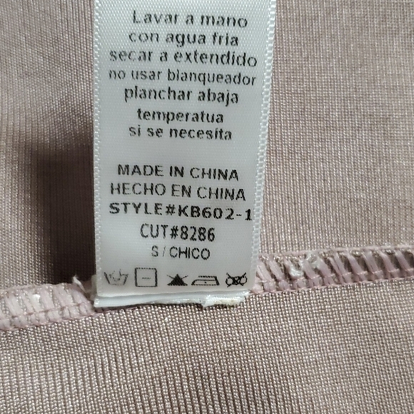 Bandage pencil skirt 🌸 - Picture 5 of 8